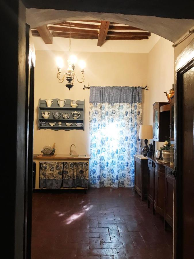Suite Romantica Con Giardino In Dimora Storica - Camera E Appartamento - B&B Palazzo Robicci Castiglion Fiorentino Bagian luar foto