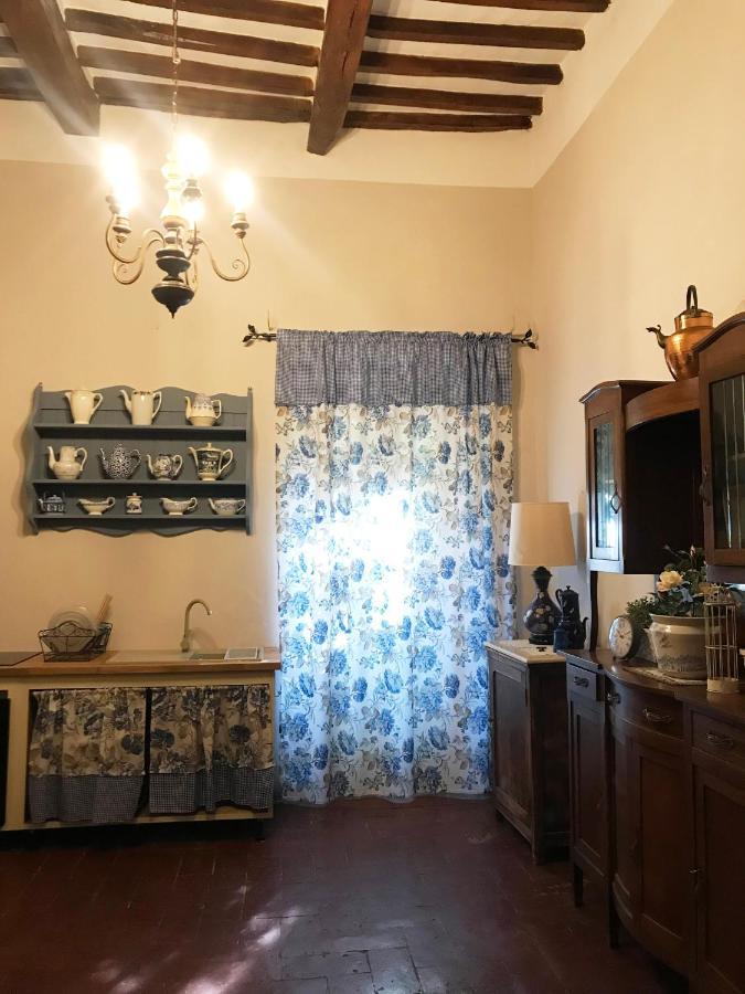 Suite Romantica Con Giardino In Dimora Storica - Camera E Appartamento - B&B Palazzo Robicci Castiglion Fiorentino Bagian luar foto