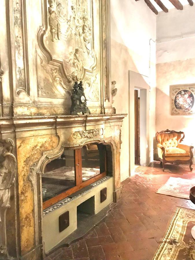 Suite Romantica Con Giardino In Dimora Storica - Camera E Appartamento - B&B Palazzo Robicci Castiglion Fiorentino Bagian luar foto